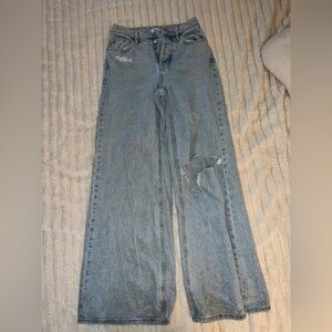 Pacsun Women's Wide Leg Jeans
Size 24
